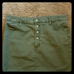 Button up skirt,army green, denim material